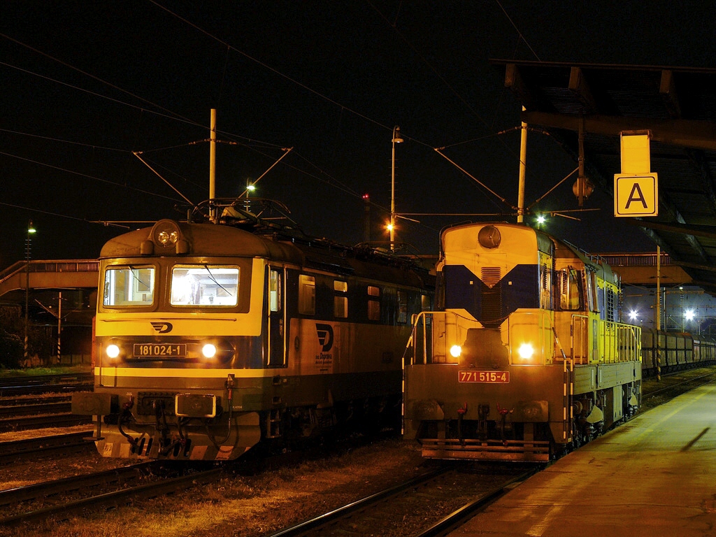 Lokomotiva 181 024-1 + 771 515-4, Rn 59636  (Ostrava hl.n. — Přerov), Ostrava hl.n., 6.6.2008 22:38 - Trainweb