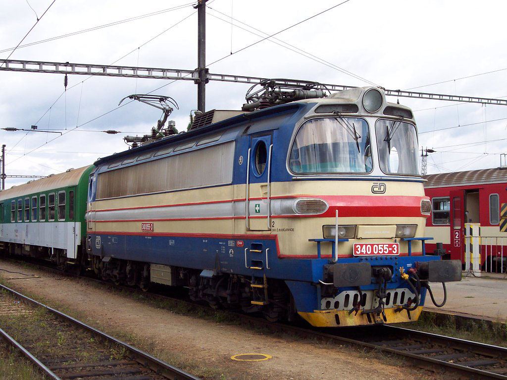 Lokomotiva 340 055-3, Sp 1631 do Summerau, České Budějovice, 29.8.2006 11:50 - Trainweb