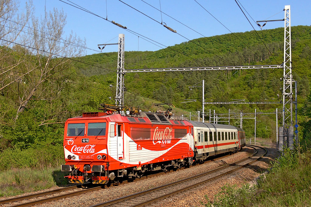 Lokomotiva 362 015-0, EC 173 „Vindobona”  (Hamburg – Berlin – Dresden – Děčín – Praha – Pardubice – Brno – Břeclav – Wien), Brno-Maloměřice, 25.4.2007 16:17 - Trainweb