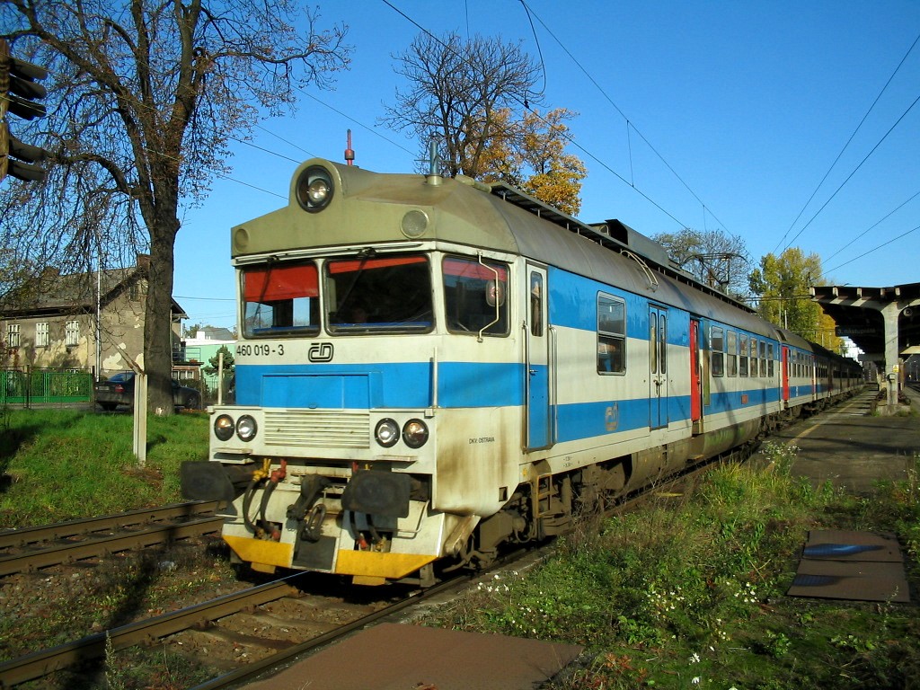 Jednotka 460 019-3, Os do Mostů u Jablunkova, Český Těšín, 26.10.2007 10:24 - Trainweb