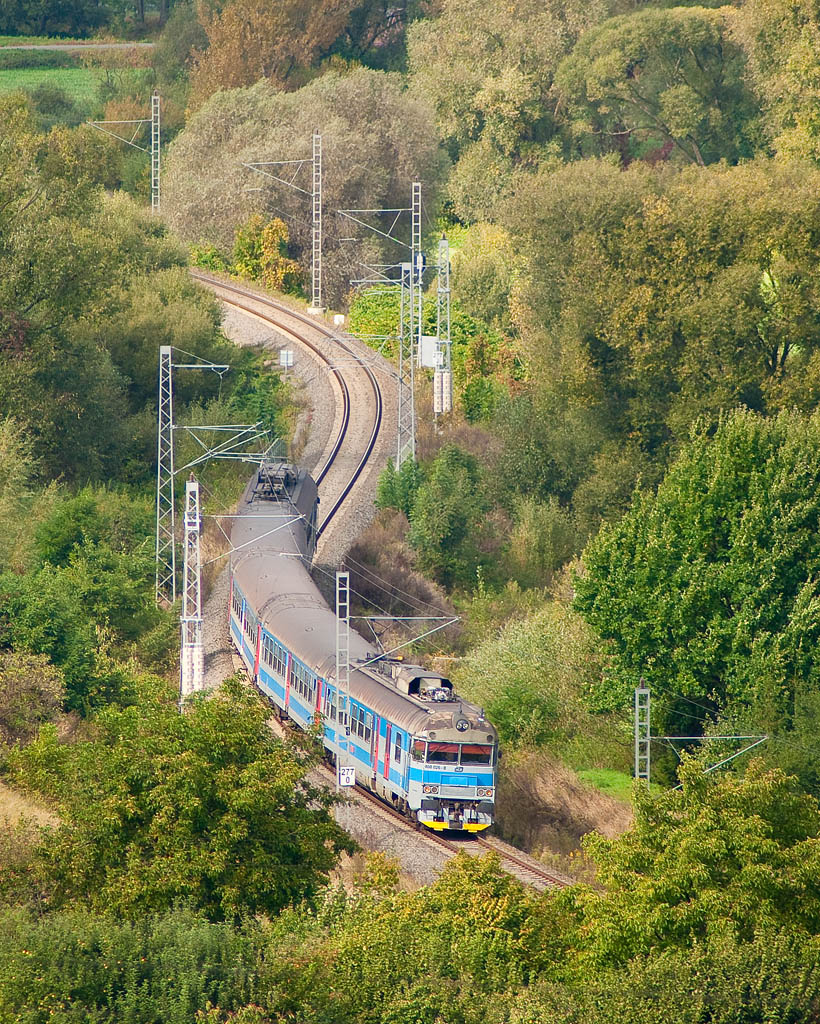 Jednotka 460 026-8, Os 3415  (Opava východ – Ostrava-Svinov – Ostrava-Vítkovice – Havířov – Český Těšín), Lhota u Opavy – Háj ve Slezsku, 3.10.2009 12:42 - Trainweb