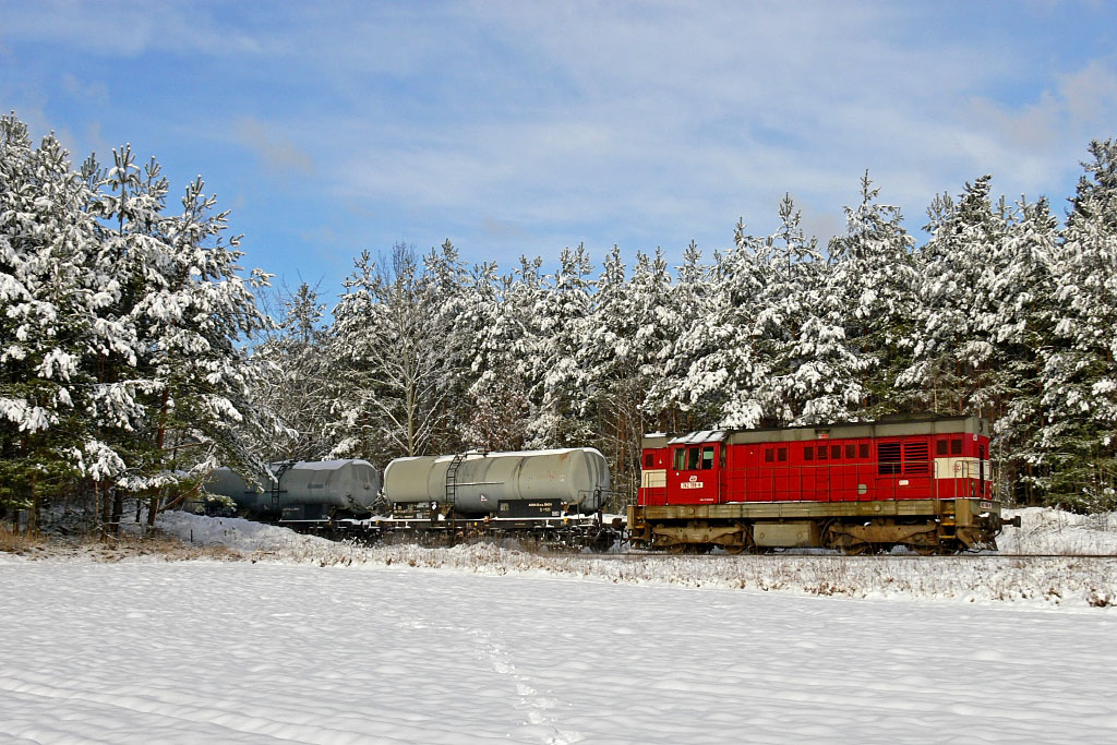 Lokomotiva 742 196-9, Mn 83041  (Týniště nad Orlicí – Doudleby nad Orlicí), Čestice, 25.1.2007 12:11 - Trainweb