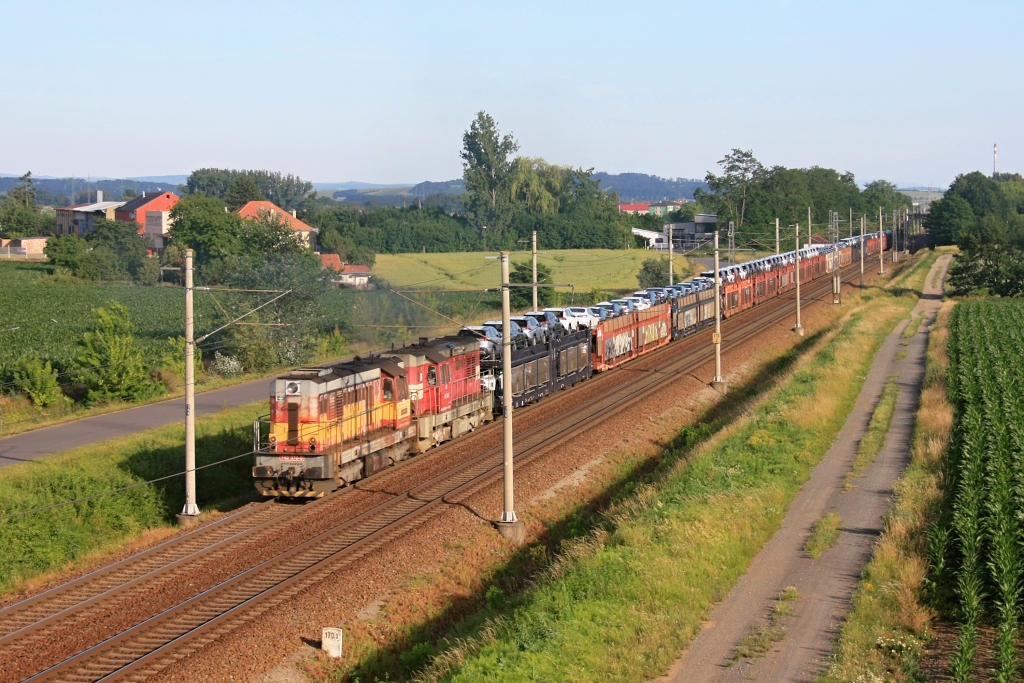 Lokomotiva 742 370-0 + 742 134-0, Pn 49416 (Břeclav – Přerov – Česká Třebová), Hulín – Břest, 19.6.2022 18:36 - Trainweb