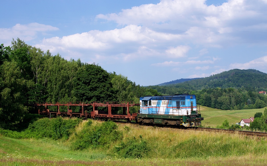Lokomotiva 743 002-8, NEx 47205  (Poznań – Zawidów –  Liberec – Turnov – Mladá Boleslav – Nymburk), Krásná Studánka, 2.7.2008 16:51 - Trainweb