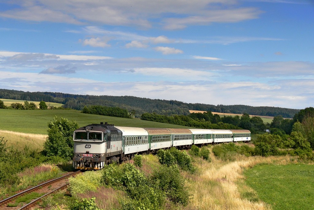 Lokomotiva 750 312-1, Sp 1956, Záměl, 30.6.2007 16:06 - Trainweb