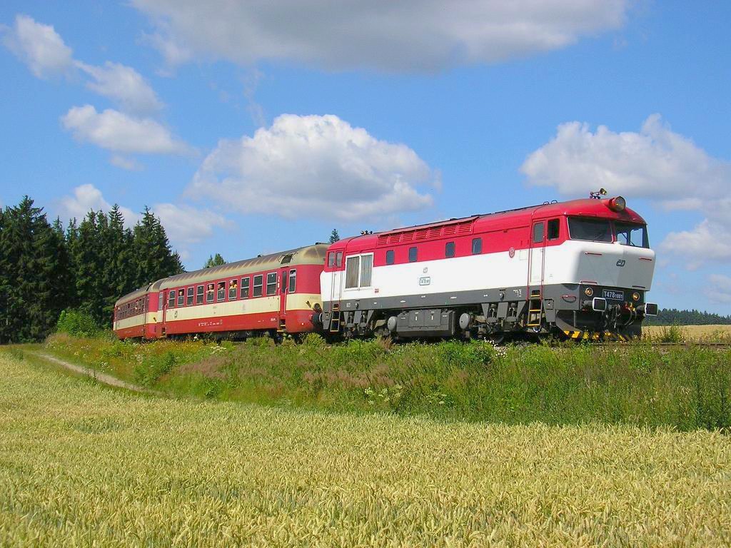 Lokomotiva 751 001-9, Os 14911  (Žďár nad Sázavou – Bystřice nad Pernštejnem – Tišnov), Veselíčko – Radňovice, 7.7.2007 10:51 - Trainweb