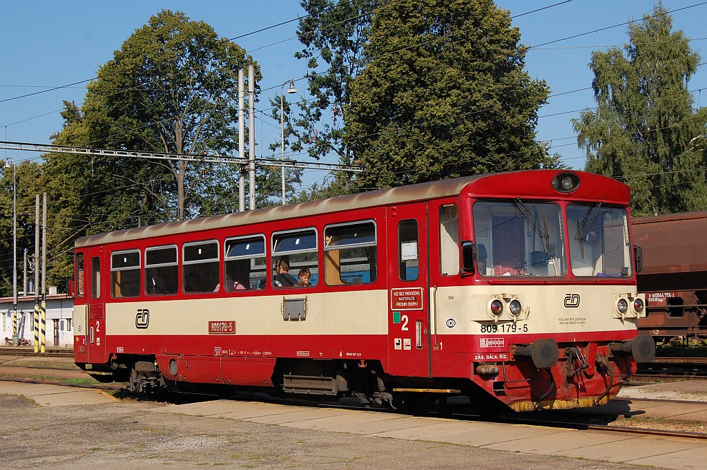 Motorový vůz 809 179-5, Os 8307  (Horní Cerekev – Veselí nad Lužnící), Jindřichův Hradec, 27.8.2008 10:02 - Trainweb
