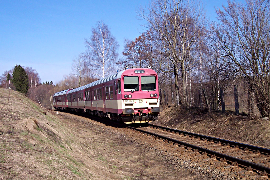 Řídící vůz 943 004-2, R 983 Rosice nad Labem - Jihlava, Jasné Pole, 15.4.2006 16:16 - Trainweb