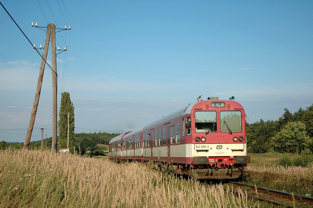Řídící vůz 943 008-3, Os 4848, Vysoké Popovice, 11.8.2006 18:31 - Trainweb