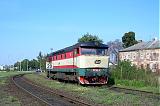 Lokomotiva 749 261-4, odstavena, Olomouc DKV, 15.9.2006 14:45 - Trainweb