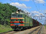 Lokomotiva VL80S-1234, nákladní vlak, Tresvjatskaja – Somovo  (Rusko, Voroněžská oblast), 7.8.2011 12:57 - Trainweb