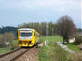 Řídící vůz 914 040-1 + 814 040-2, Os 17520  (Horažďovice předměstí – Klatovy), Mokrosuky, 26.4.2008 13:51 - Trainweb